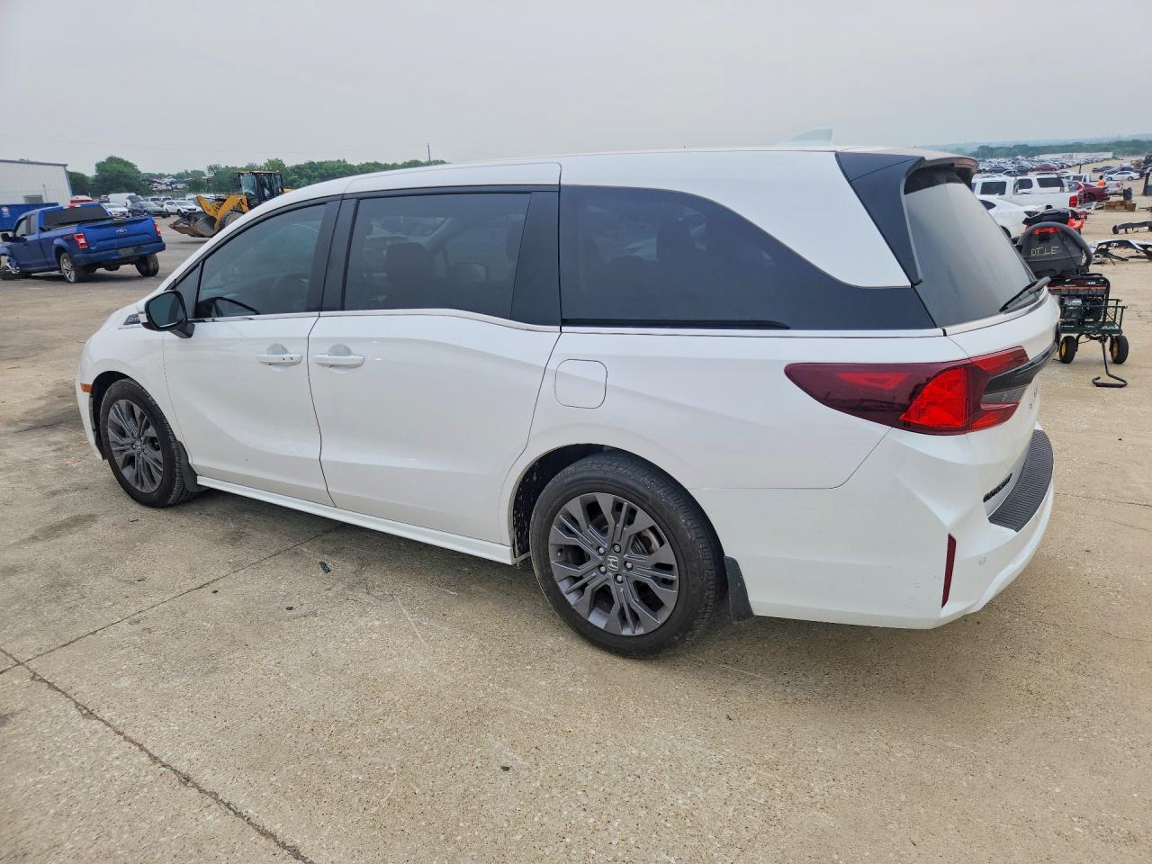 2025 HONDA ODYSSEY TOURING photo 3