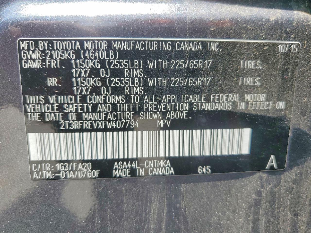 2015 TOYOTA RAV4 XLE photo 40