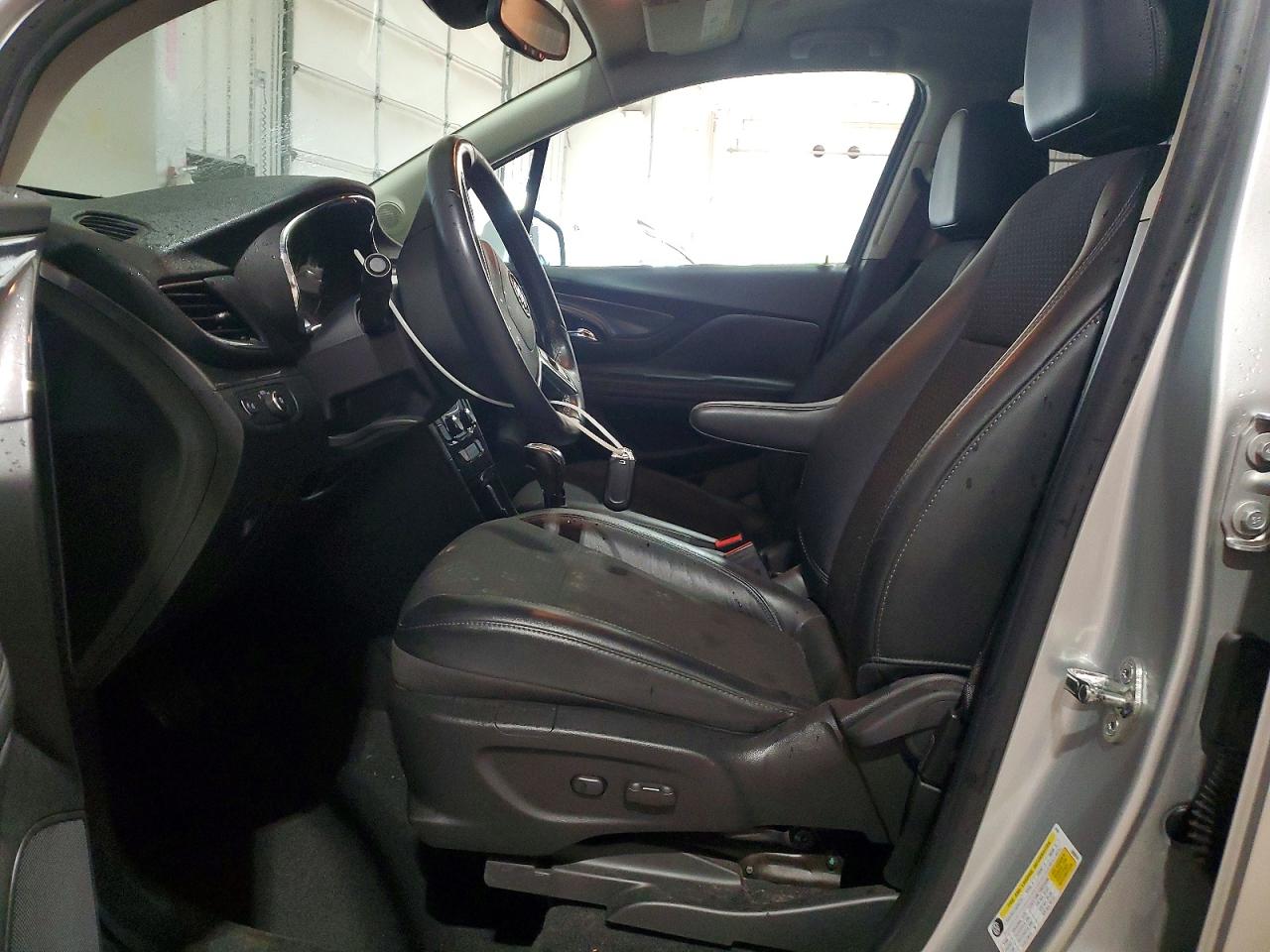2017 BUICK ENCORE PREFERRED photo 19