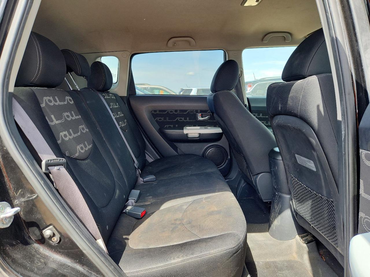 2012 KIA SOUL + photo 28