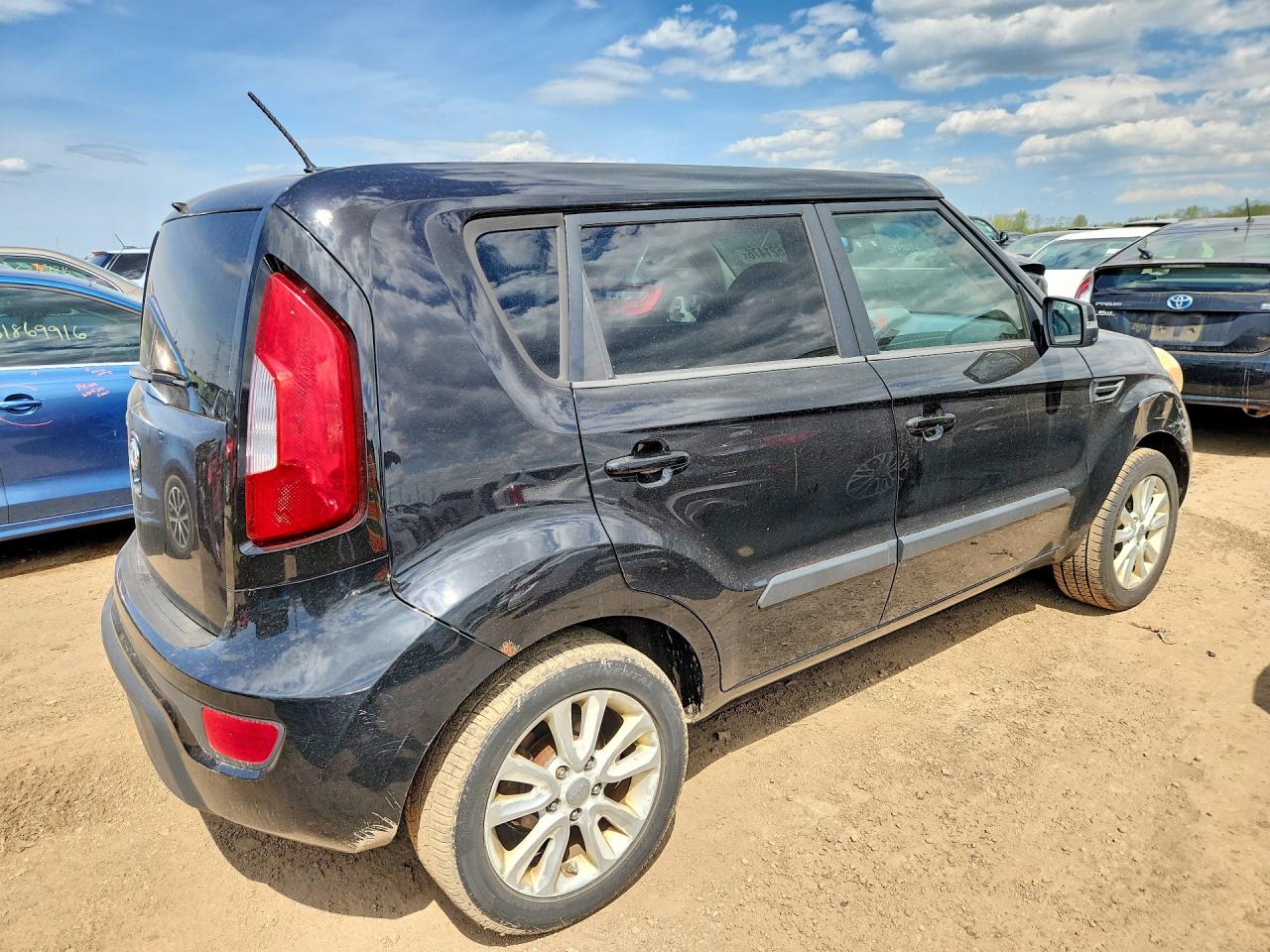 2012 KIA SOUL + photo 7