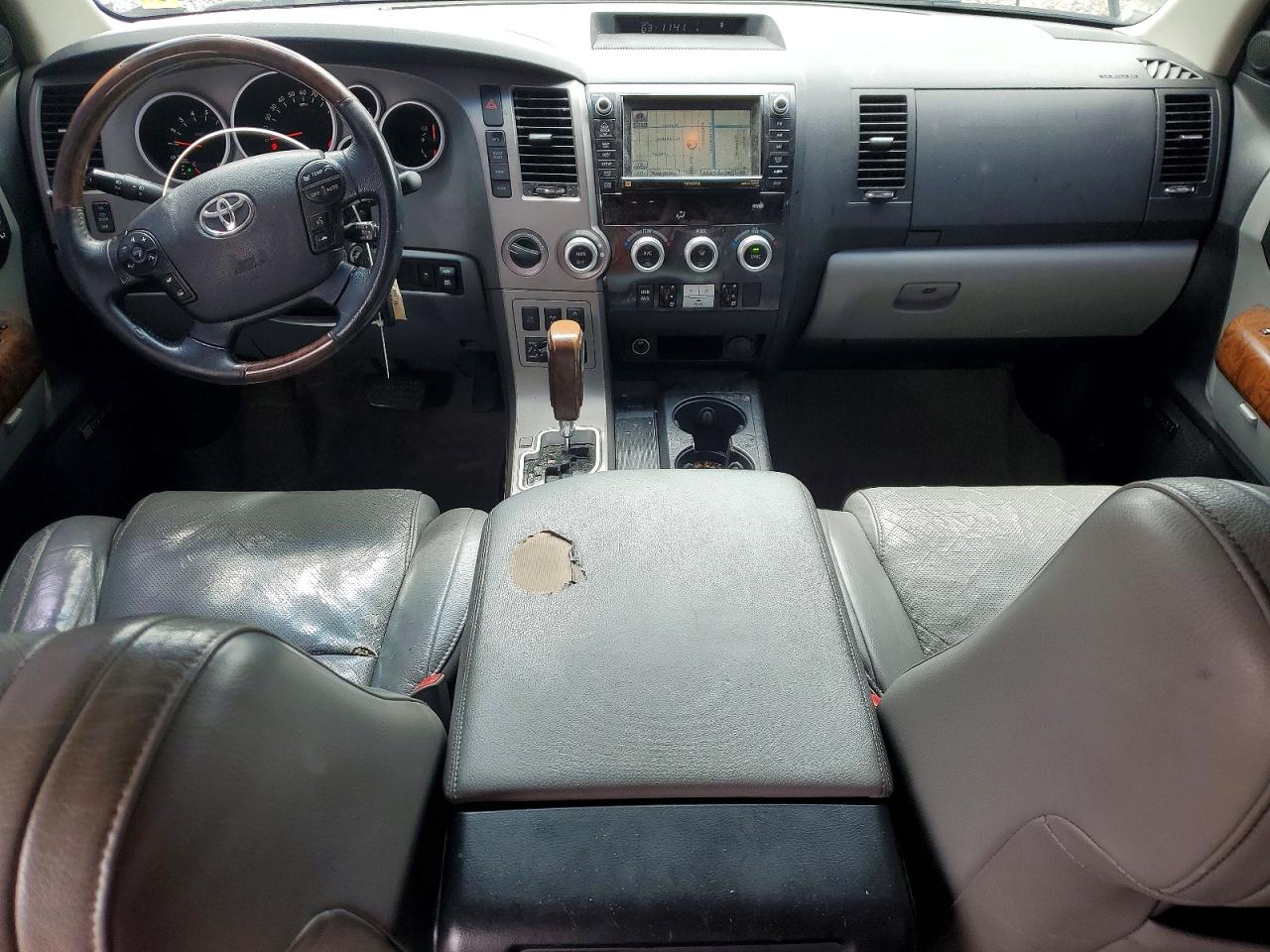 2010 TOYOTA SEQUOIA PLATINUM photo 22