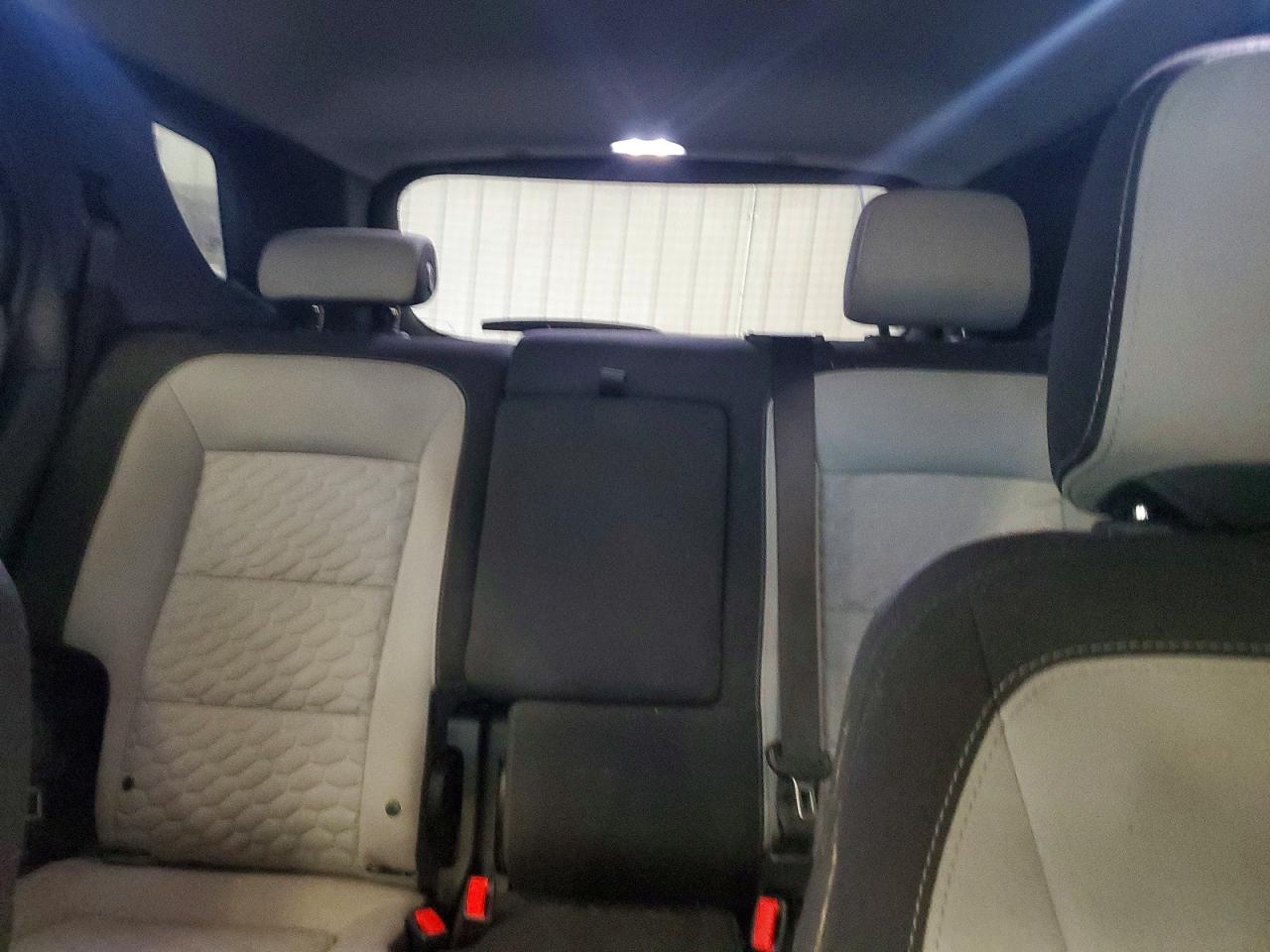 2018 CHEVROLET EQUINOX LT photo 19