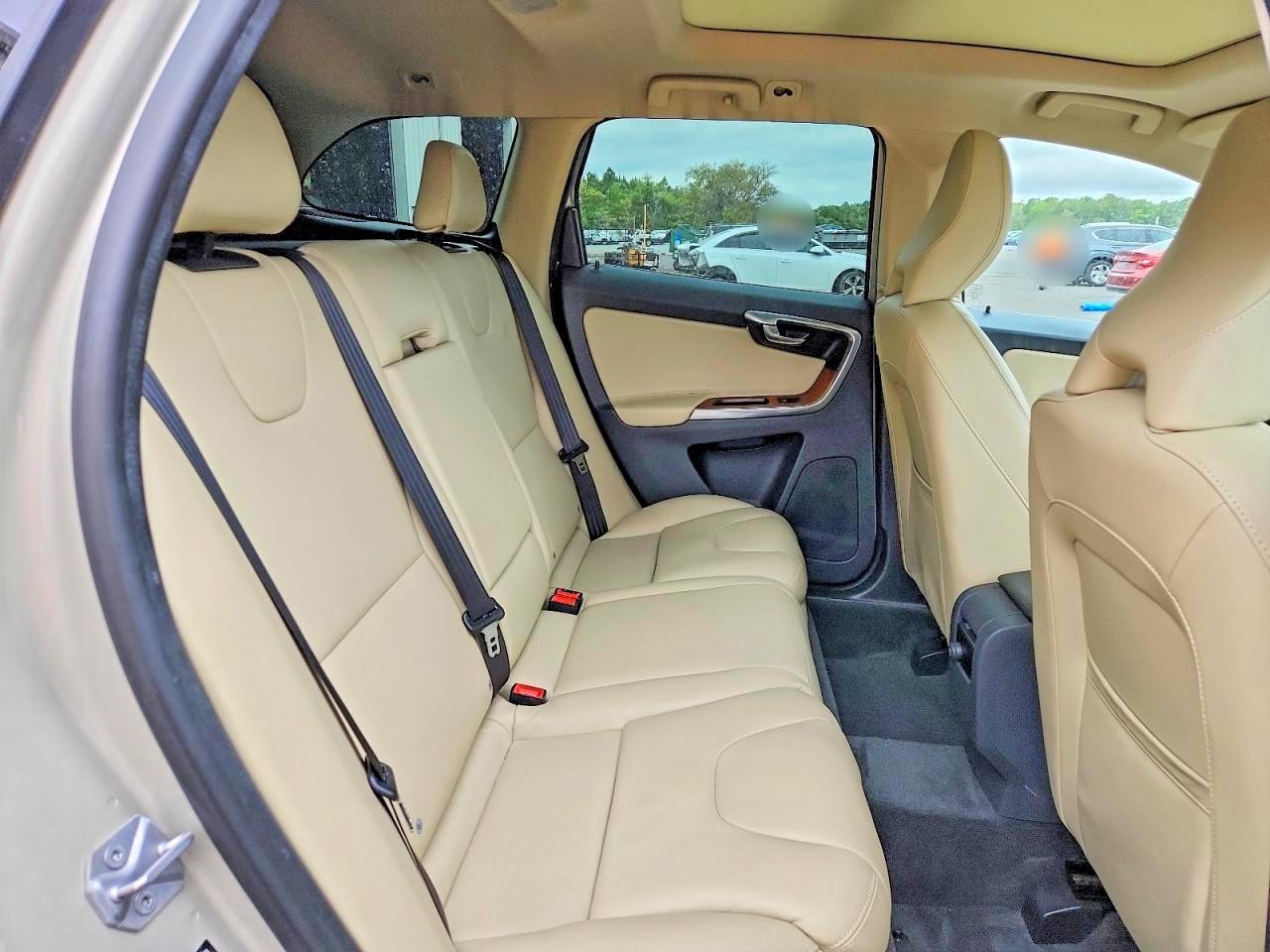 2017 VOLVO XC60 T5 INSCRIPTION photo 21
