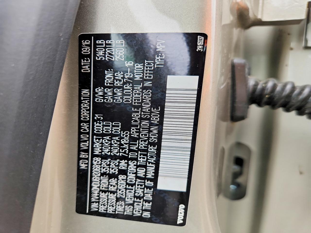 2017 VOLVO XC60 T5 INSCRIPTION photo 25