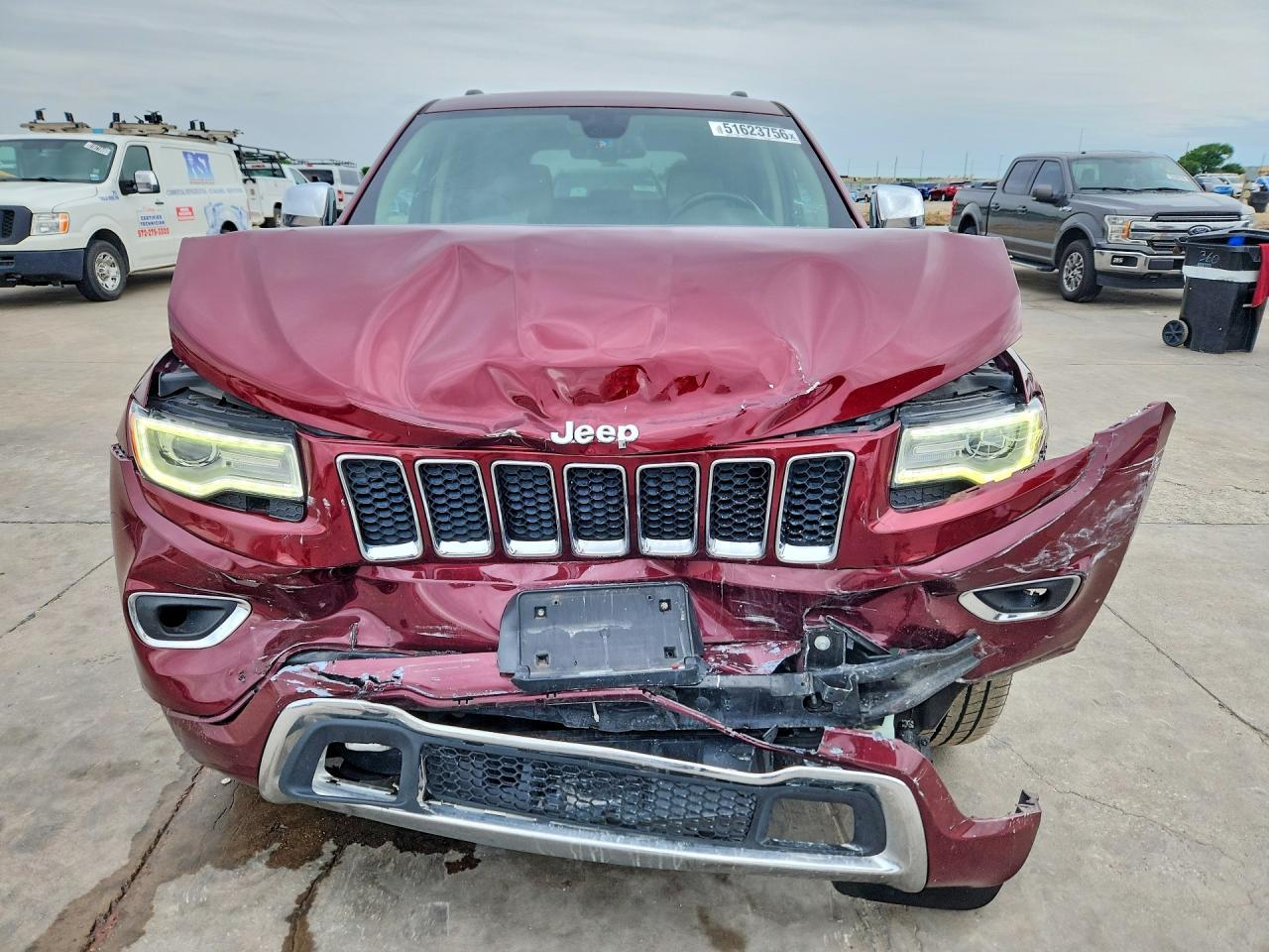 2016 JEEP GRAND CHEROKEE OVERLAND photo 9