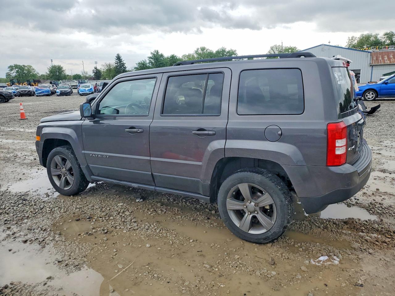 2015 JEEP PATRIOT LATITUDE photo 3