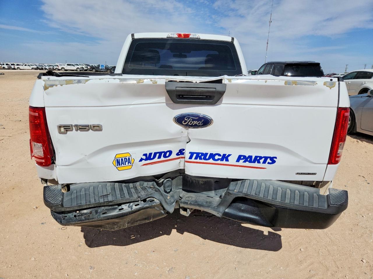 2016 FORD F150 photo 28