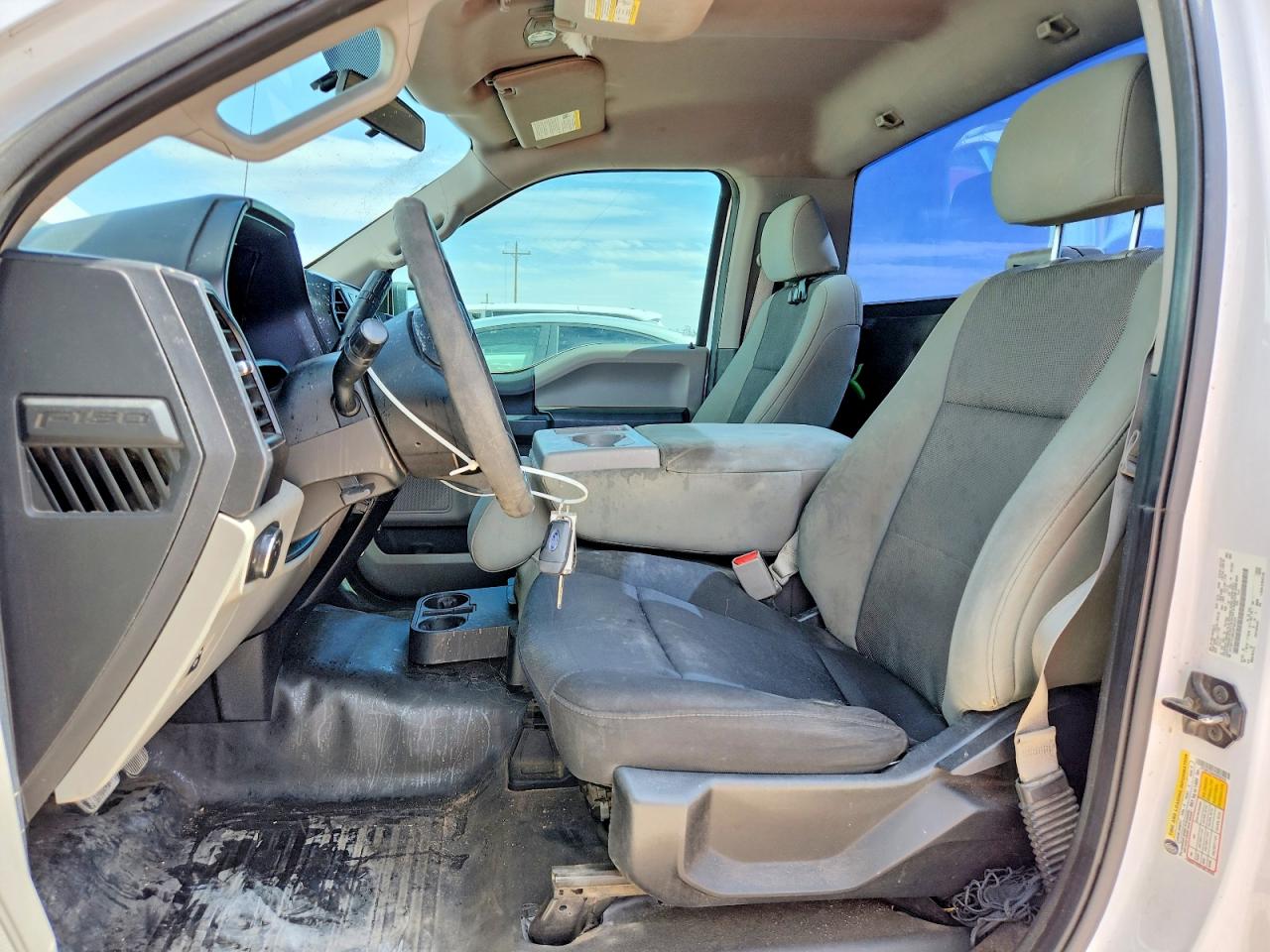 2016 FORD F150 photo 19