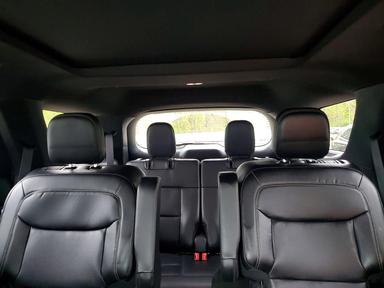 2020 FORD EXPLORER XLT photo 19