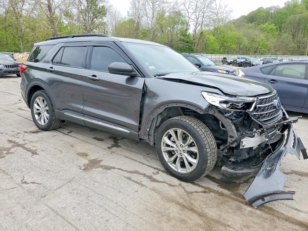 2020 FORD EXPLORER XLT photo 7