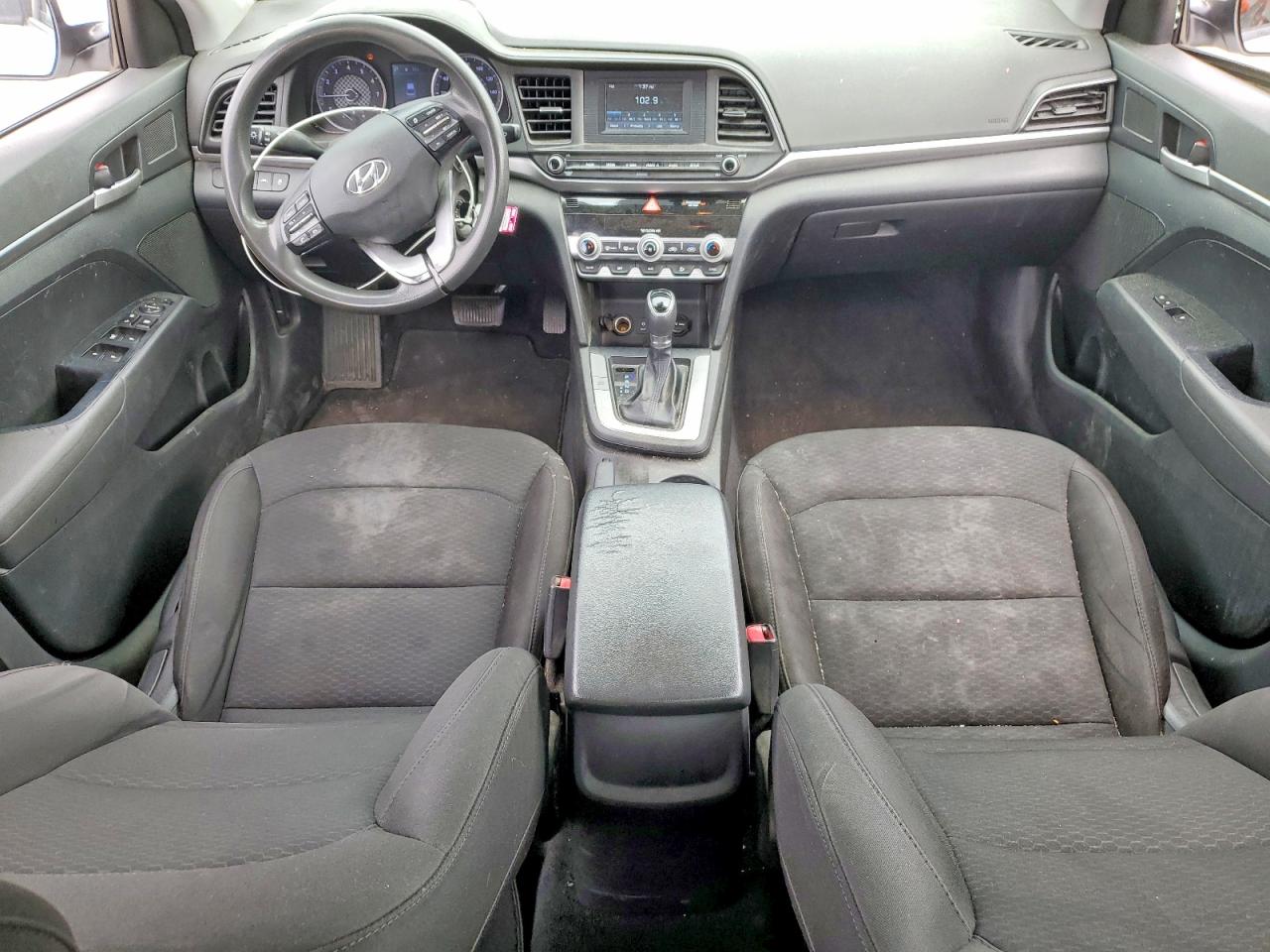 2020 HYUNDAI ELANTRA SE photo 22