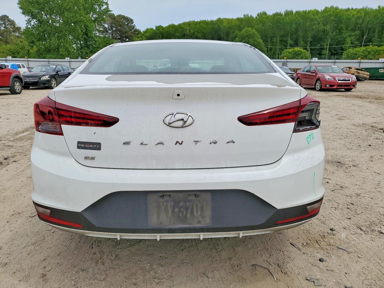 2020 HYUNDAI ELANTRA SE photo 16