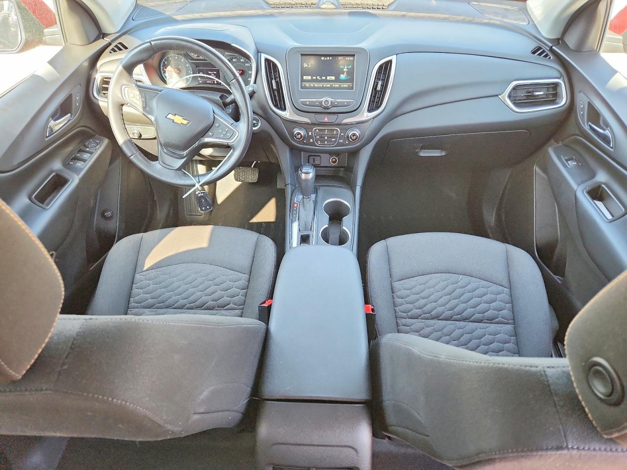 2018 CHEVROLET EQUINOX LT photo 8