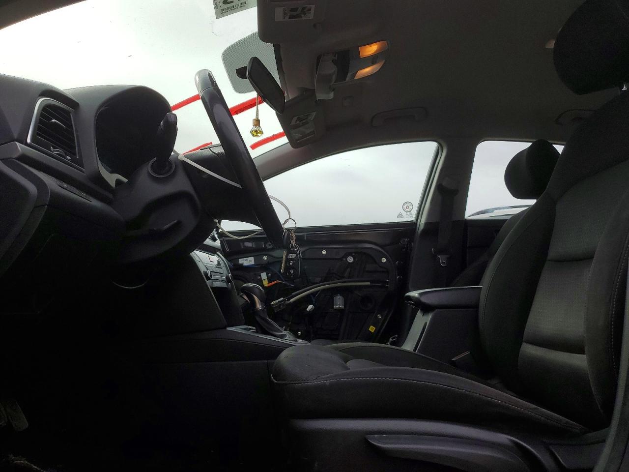 2017 HYUNDAI ELANTRA SE photo 13