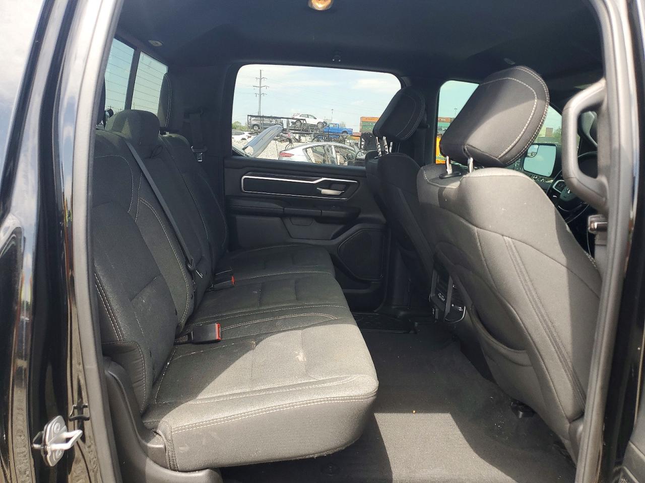 2019 RAM 1500 BIG HORN photo 19