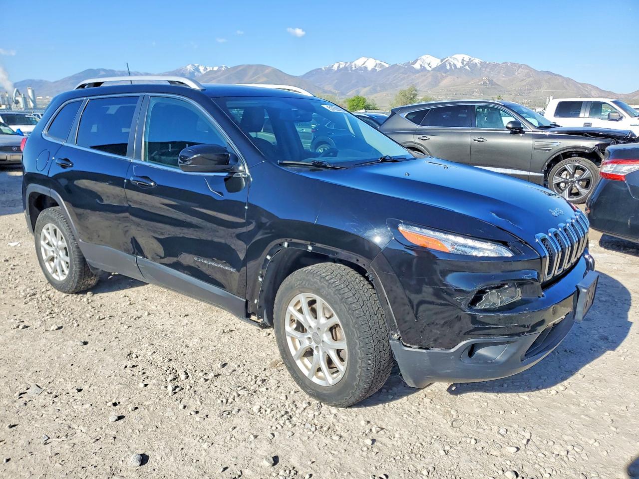 2017 JEEP CHEROKEE LATITUDE photo 7