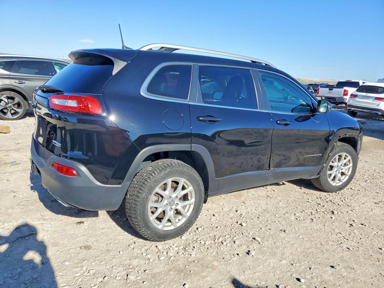 2017 JEEP CHEROKEE LATITUDE photo 5
