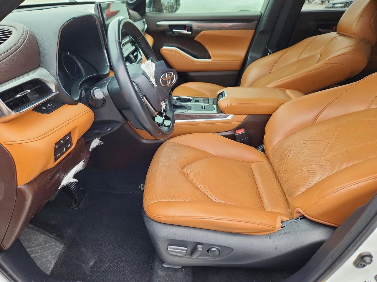 2021 TOYOTA HIGHLANDER HYBRID PLATINUM photo 13