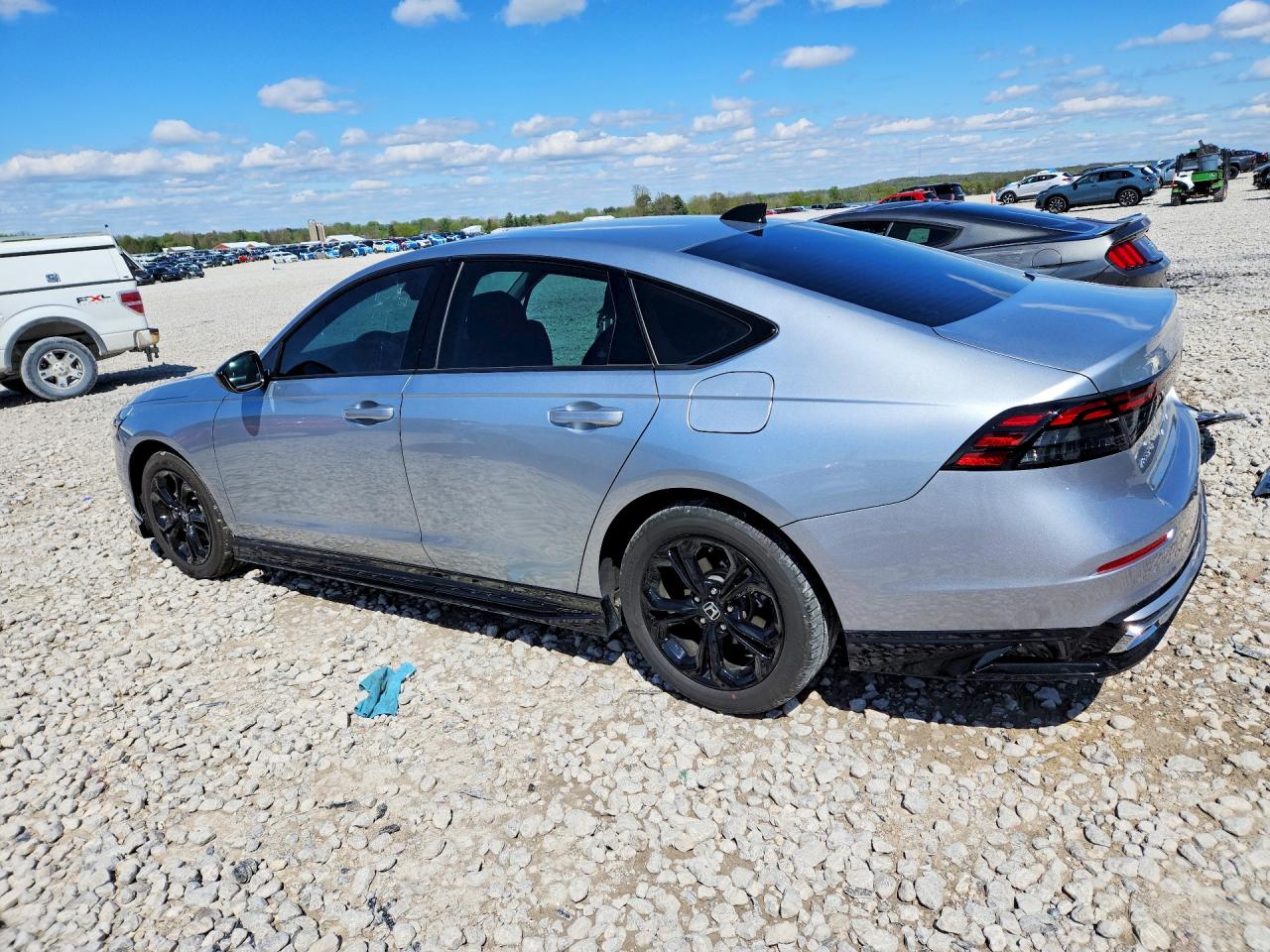 2025 HONDA ACCORD SE photo 2
