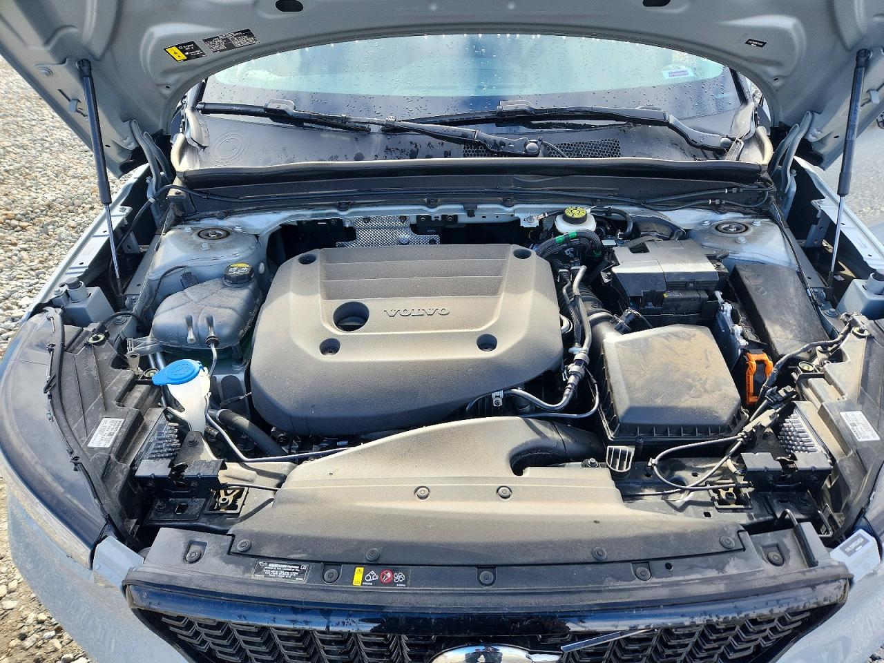 2024 VOLVO XC40 ULTIMATE photo 23