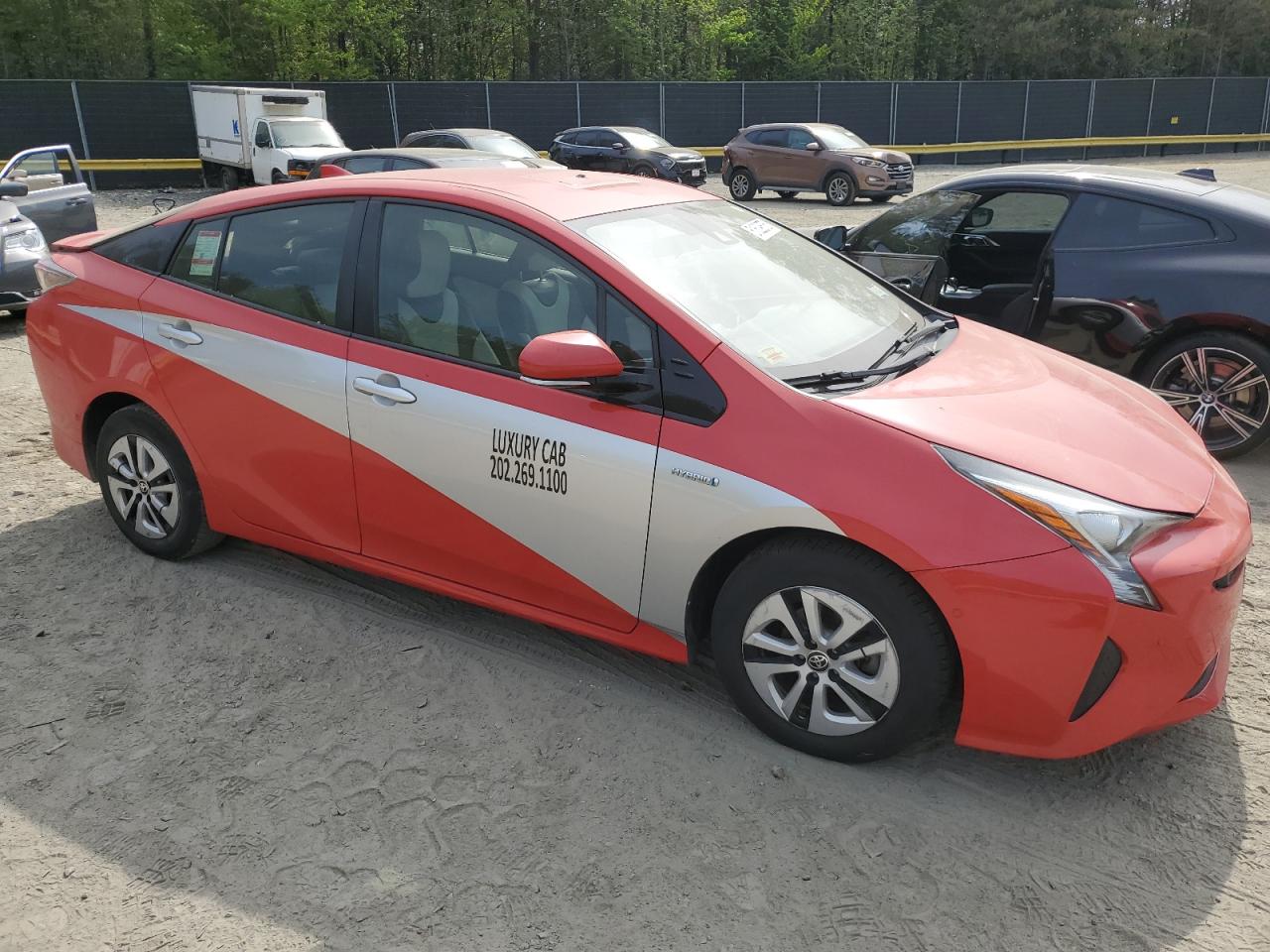 2018 TOYOTA PRIUS photo 13