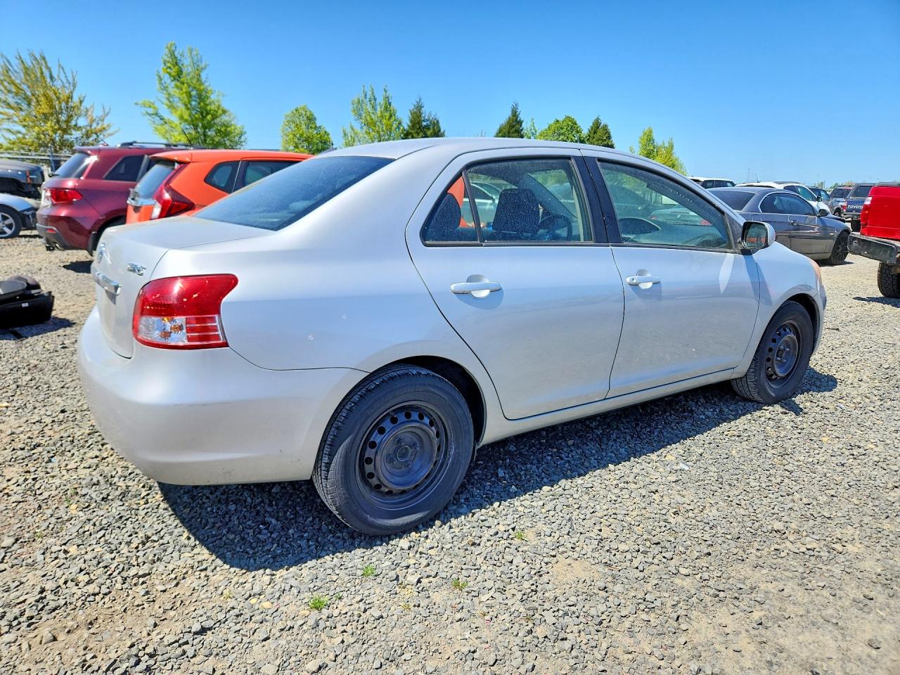2010 TOYOTA YARIS BASE photo 5