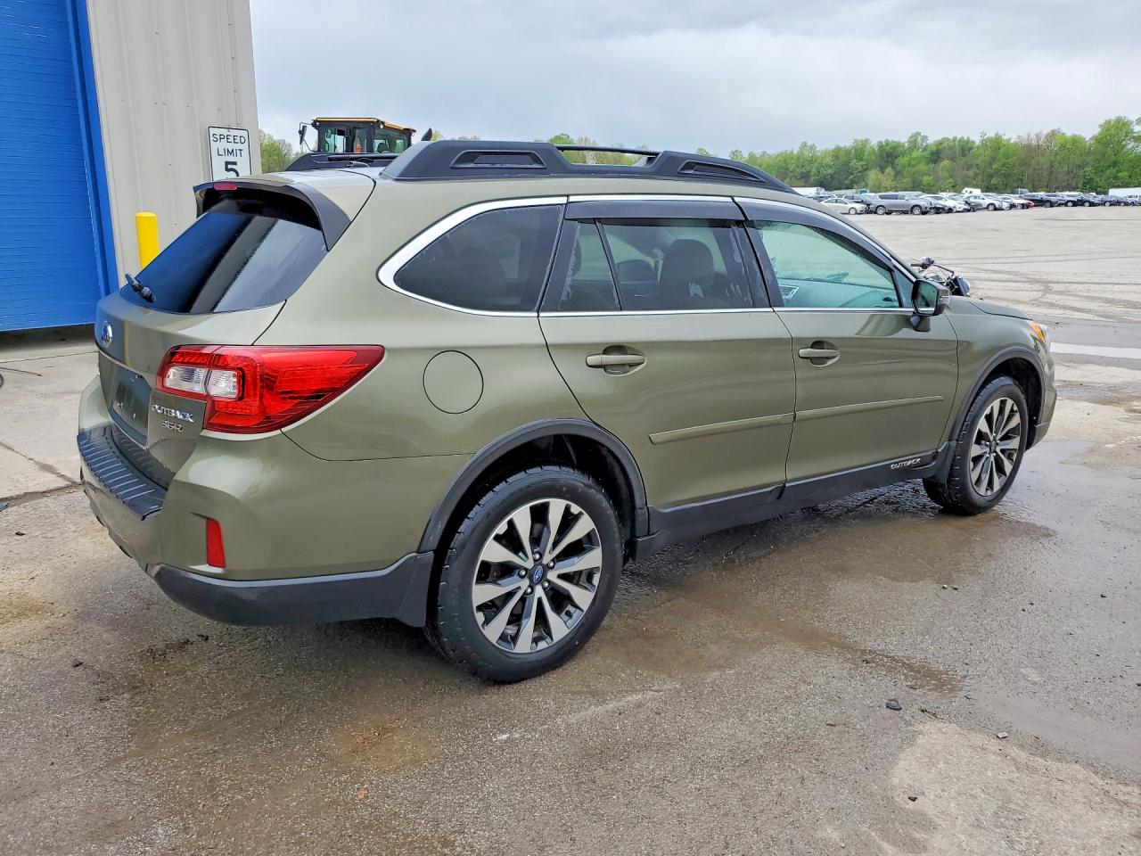 2015 SUBARU OUTBACK 3.6R LIMITED photo 7