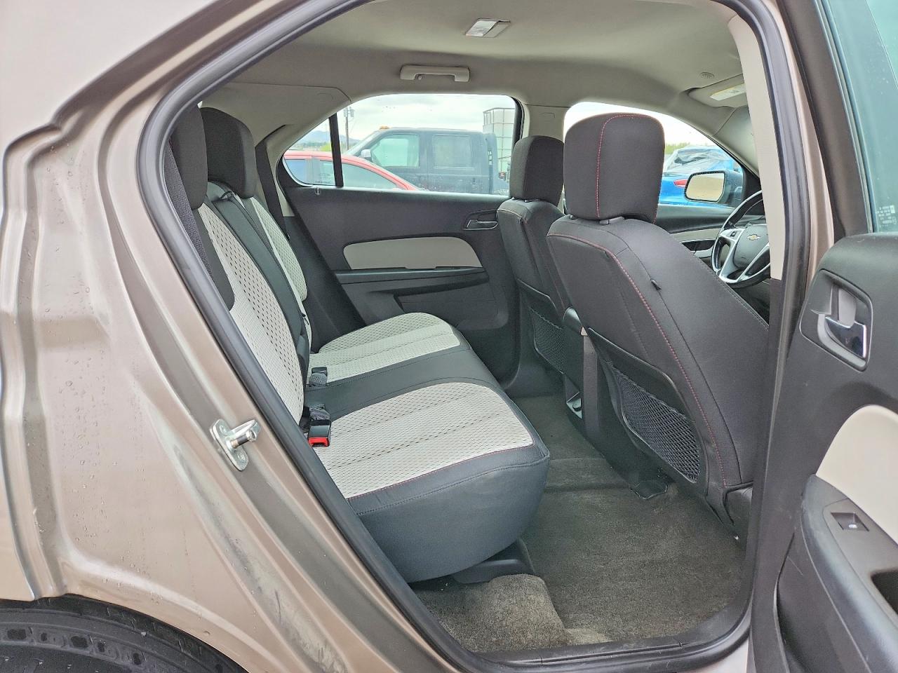 2010 CHEVROLET EQUINOX LS photo 21
