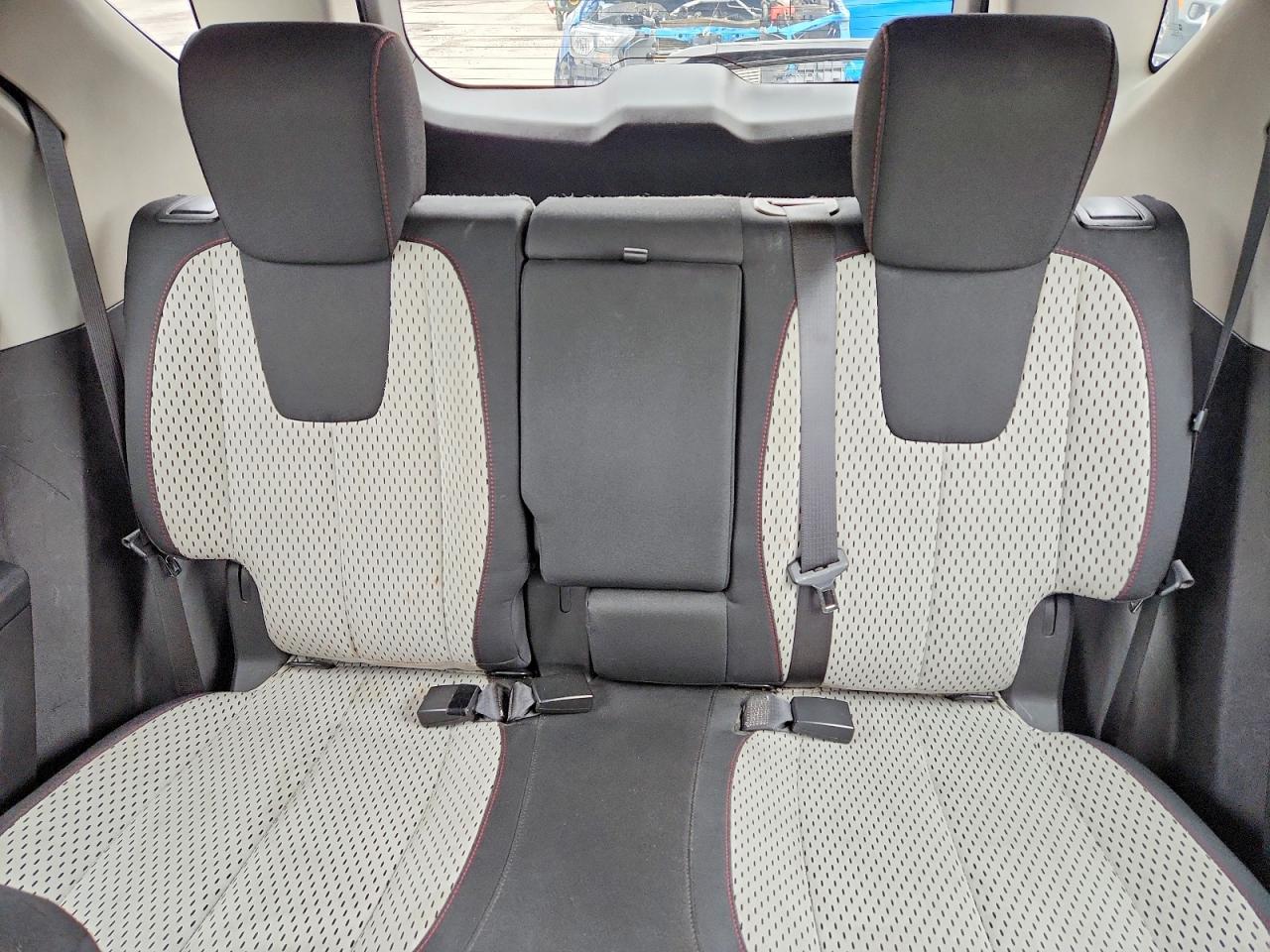 2010 CHEVROLET EQUINOX LS photo 19