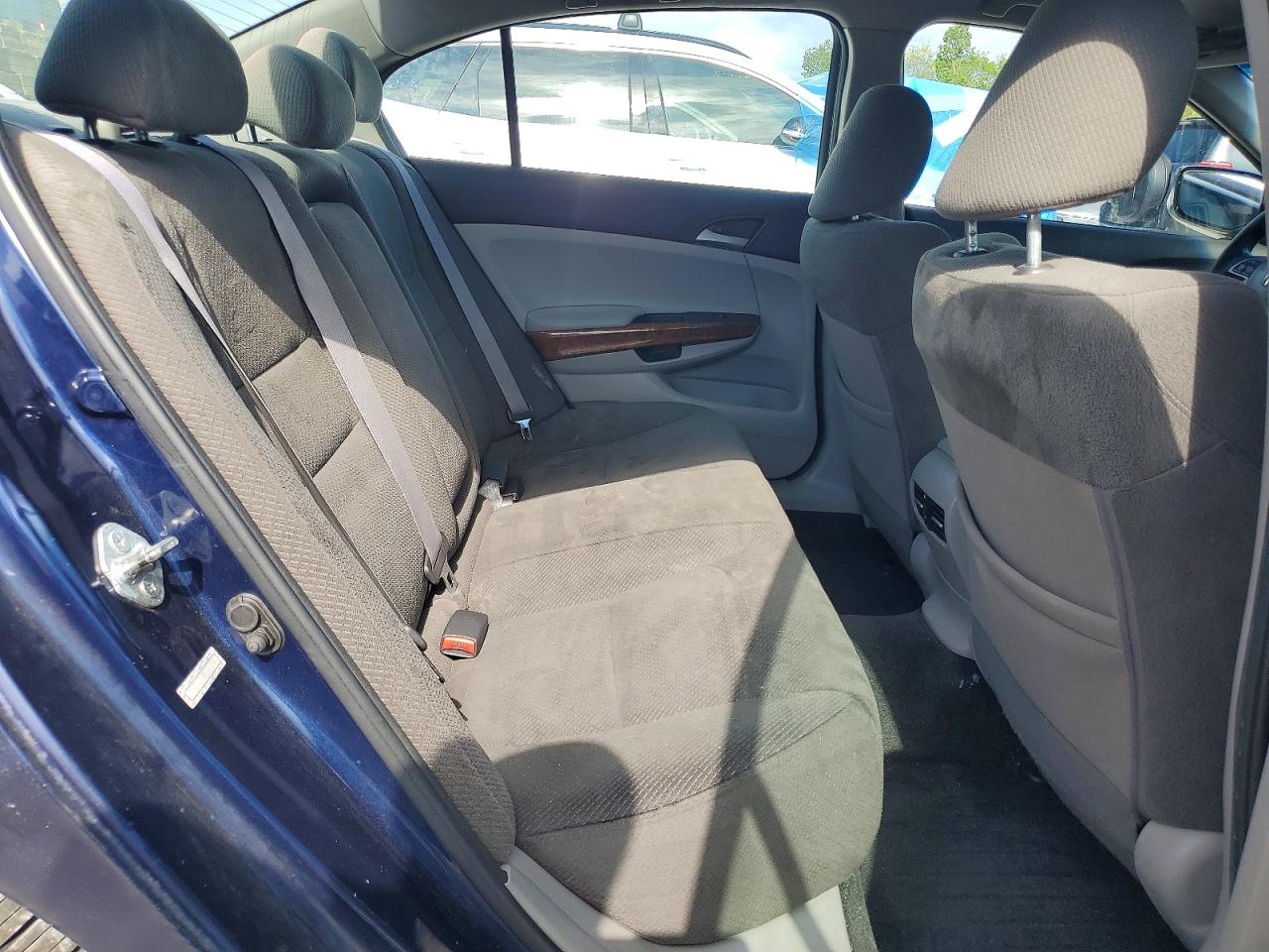 2011 HONDA ACCORD EX photo 28