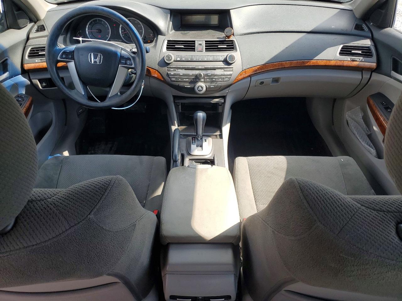 2011 HONDA ACCORD EX photo 22