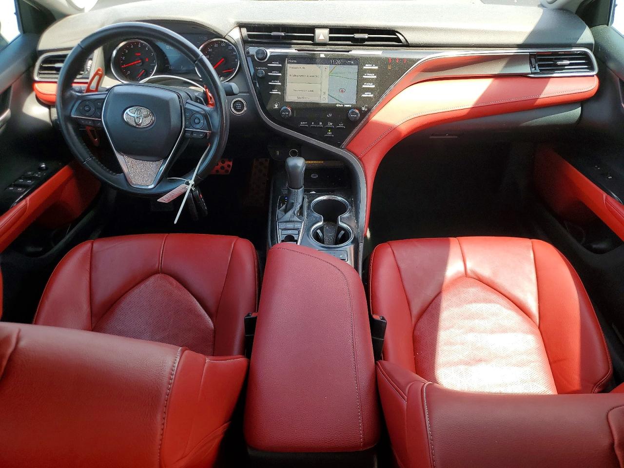 2019 TOYOTA CAMRY XSE photo 15