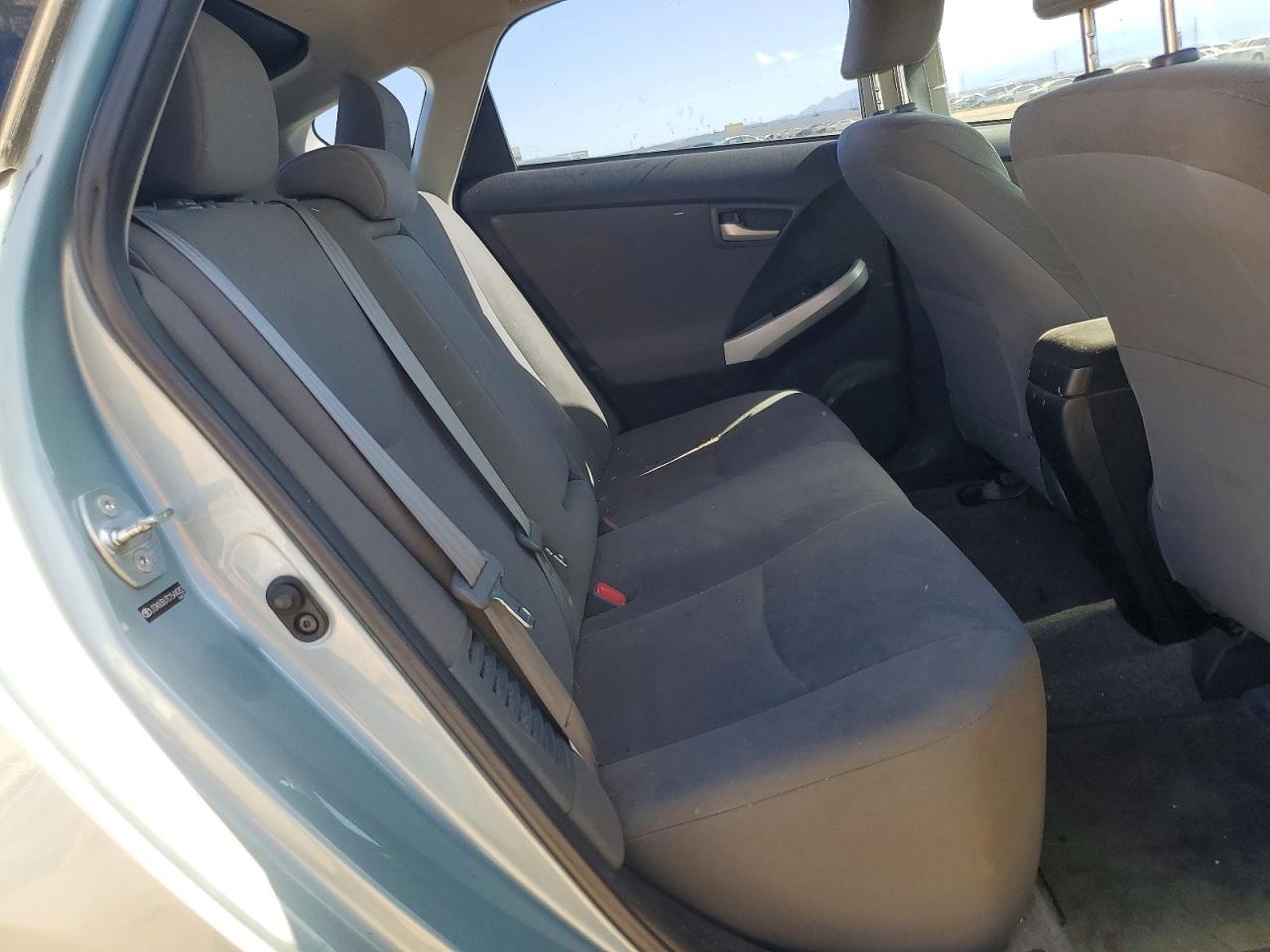 2012 TOYOTA PRIUS ONE photo 10