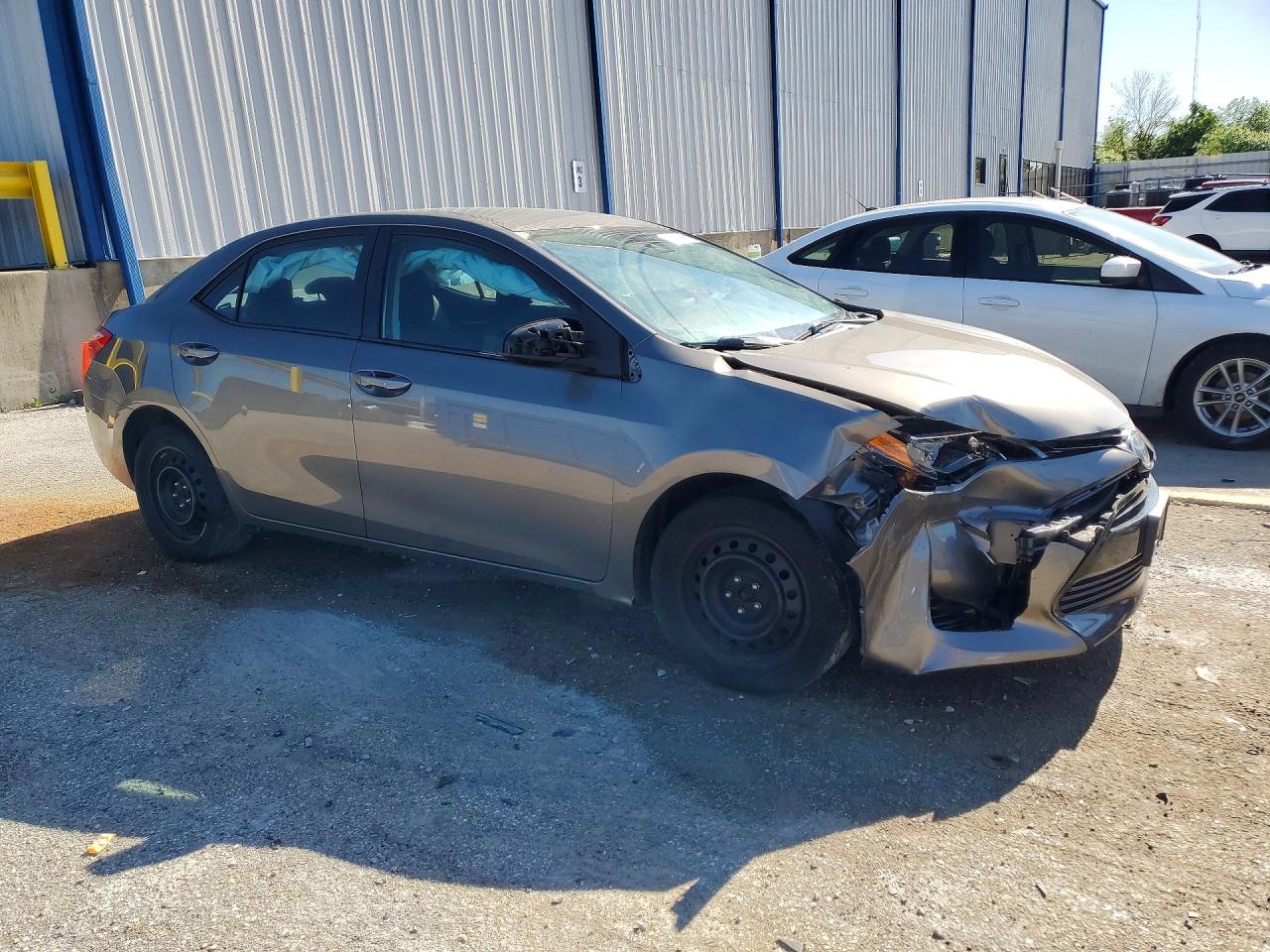 2019 TOYOTA COROLLA L photo 4