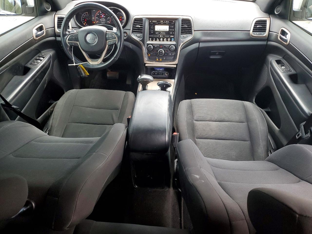 2015 JEEP GRAND CHEROKEE LAREDO photo 8