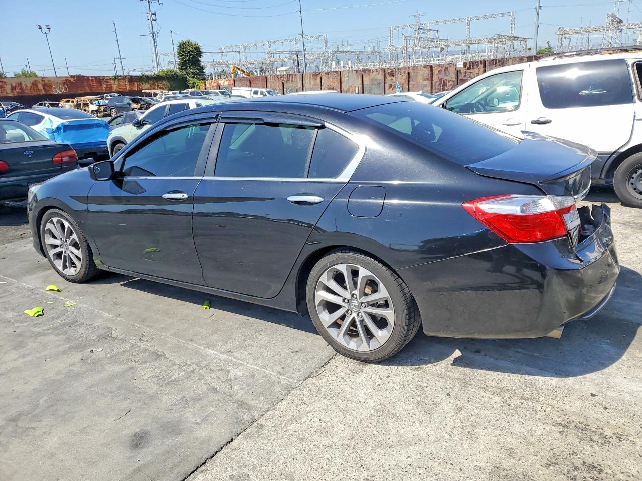 2015 HONDA ACCORD SPORT photo 2