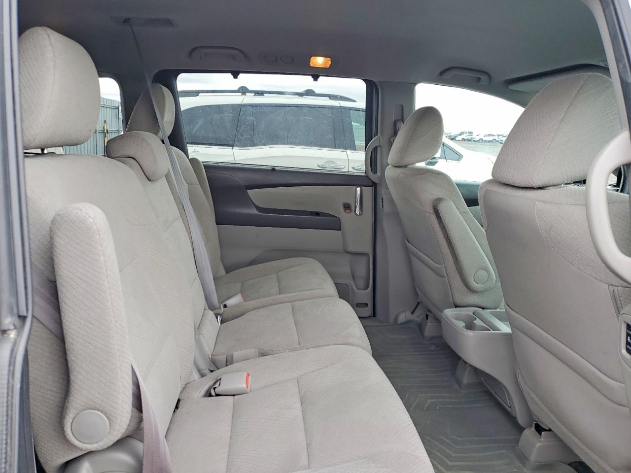 2016 HONDA ODYSSEY EX photo 21