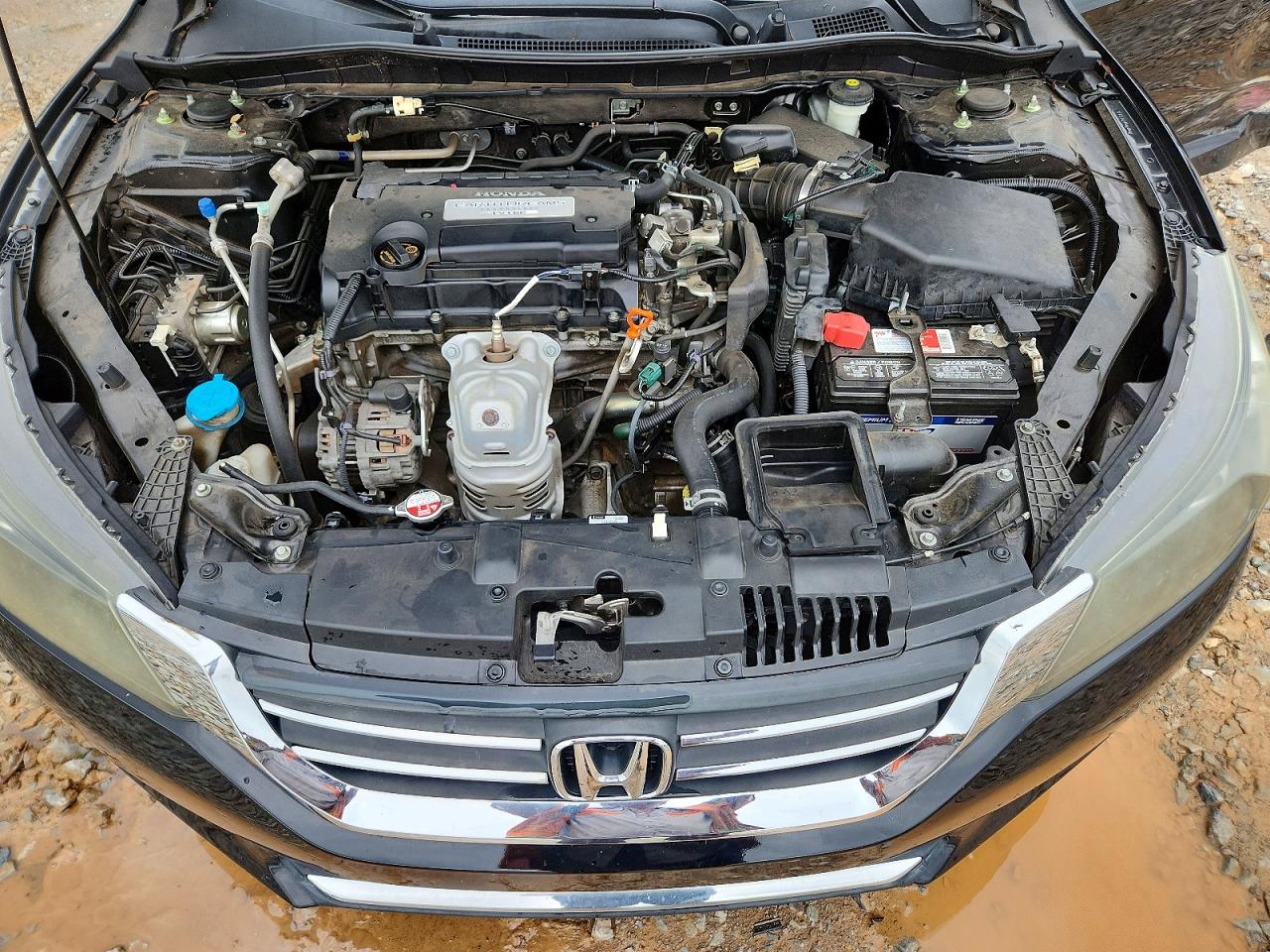 2013 HONDA ACCORD LX photo 31