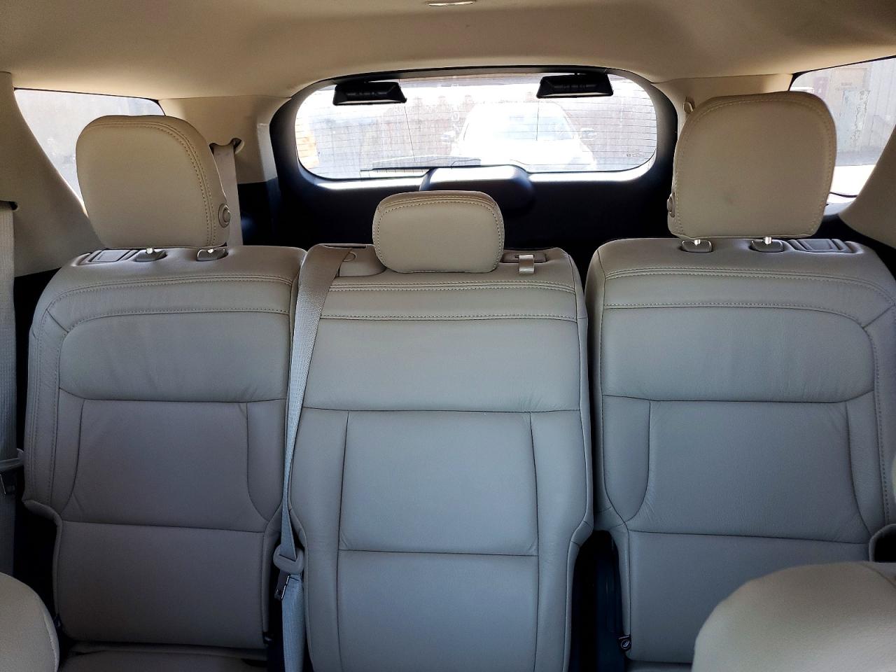 2020 FORD EXPLORER photo 19