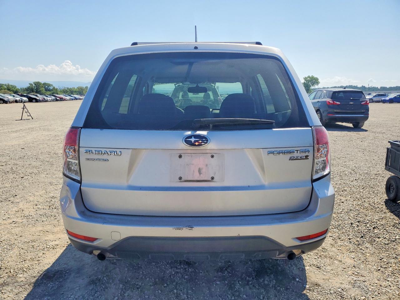 2010 SUBARU FORESTER 2.5X photo 16