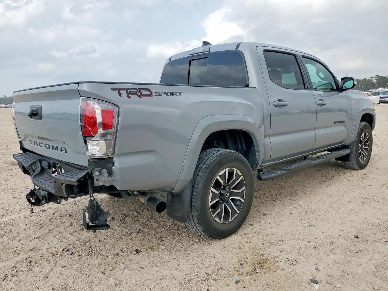 2021 TOYOTA TACOMA TRD SPORT photo 5