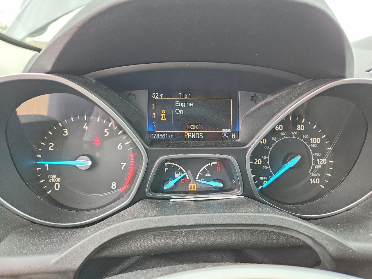 2017 FORD ESCAPE SE photo 9