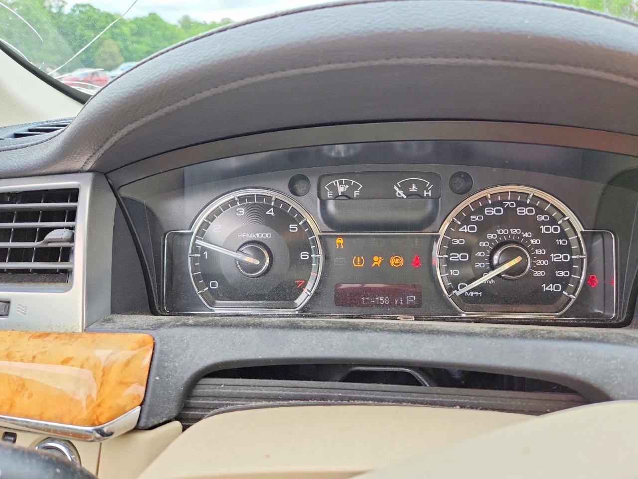2009 LINCOLN MKS photo 25
