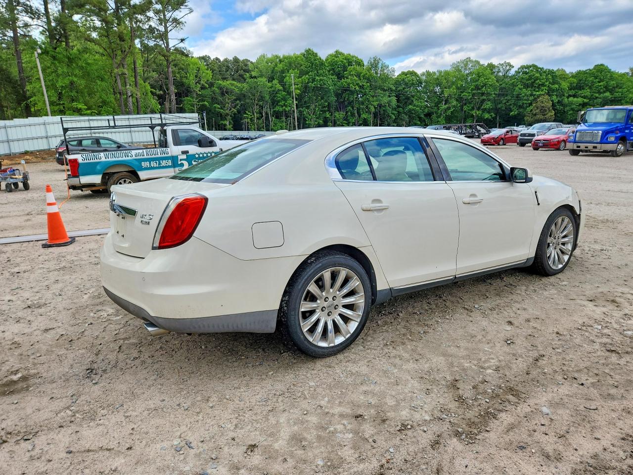 2009 LINCOLN MKS photo 7