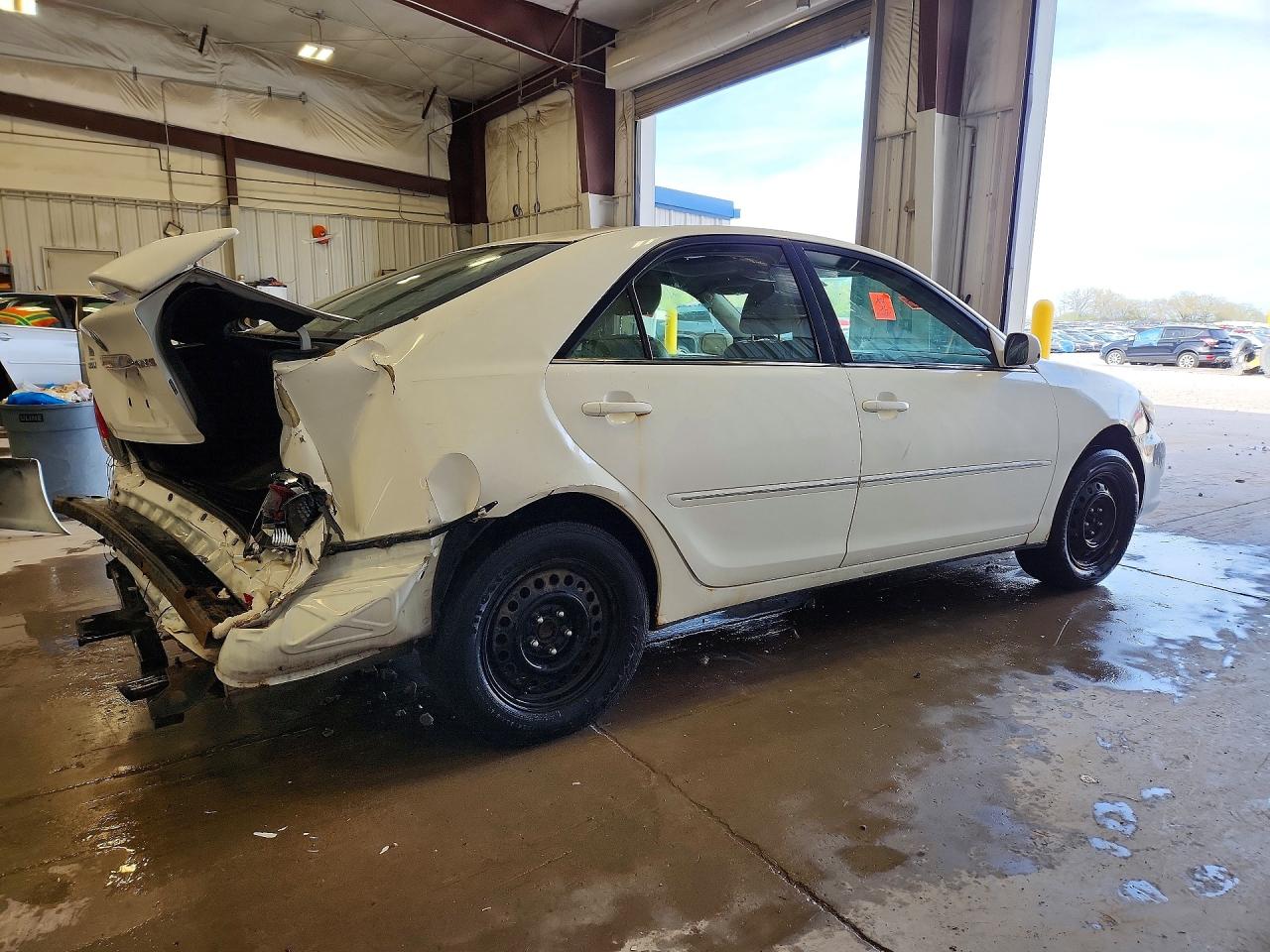 2006 TOYOTA CAMRY XLE photo 3