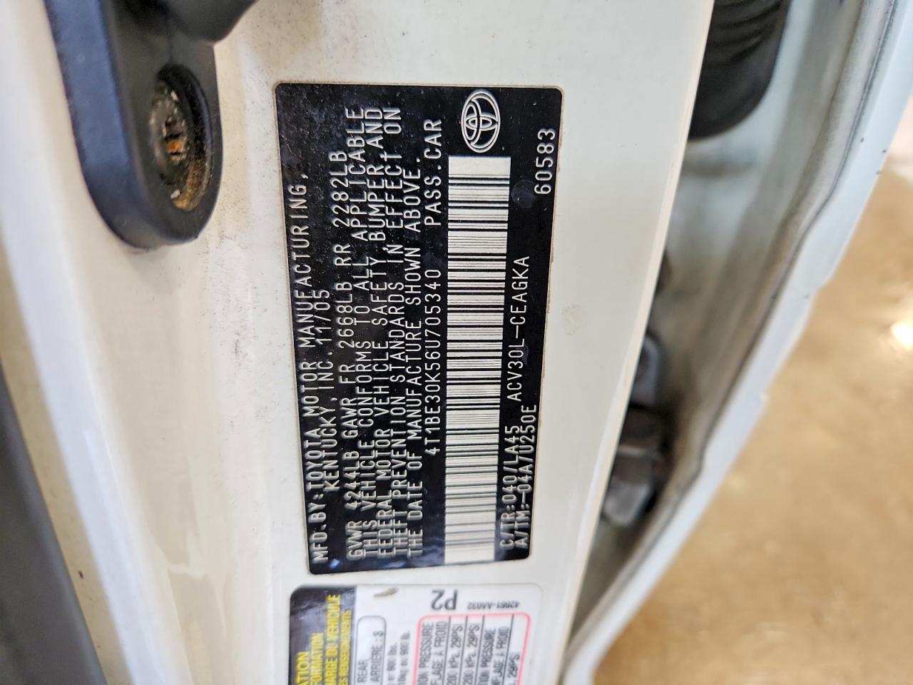 2006 TOYOTA CAMRY XLE photo 13