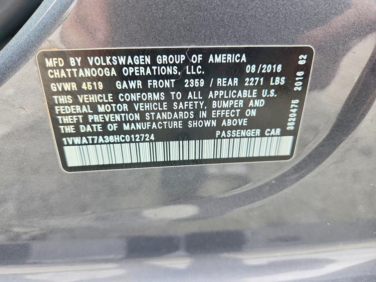 2017 VOLKSWAGEN PASSAT S photo 34