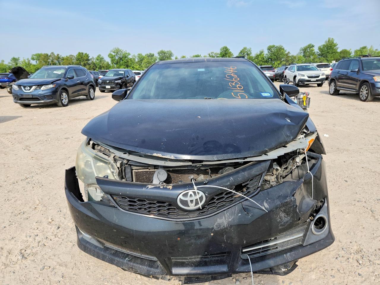 2012 TOYOTA CAMRY L photo 5