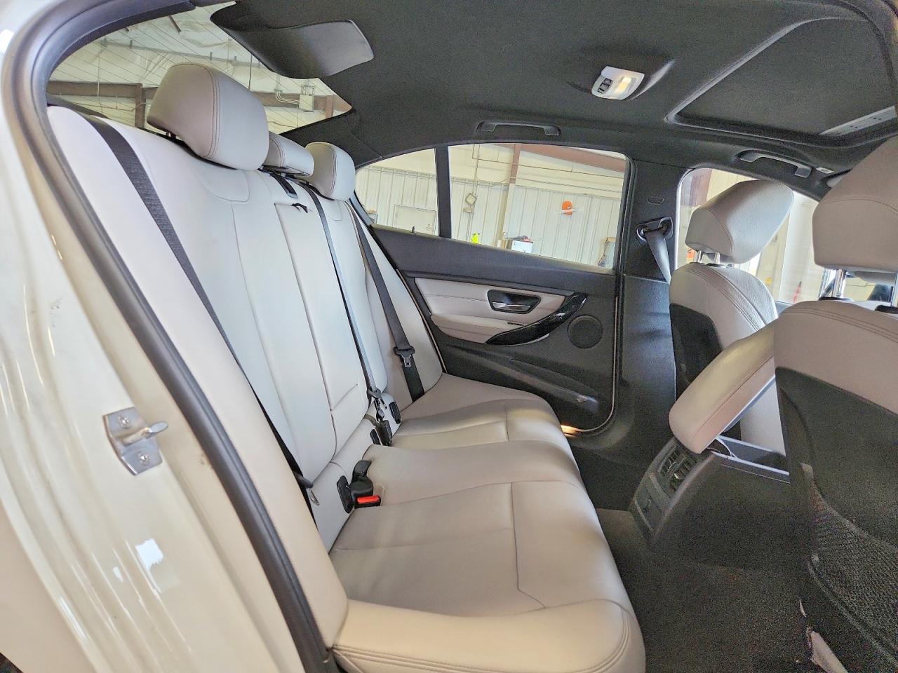 2013 BMW 328 XI SULEV photo 10